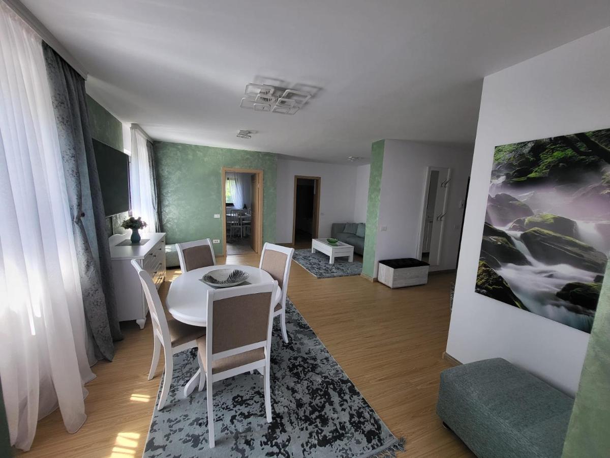 Bibis Apartments Nehoiu Eksteriør bilde
